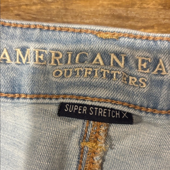 American Eagle Outfitters Light Blue Ripped Jean Shorts - Picture 4 of 5